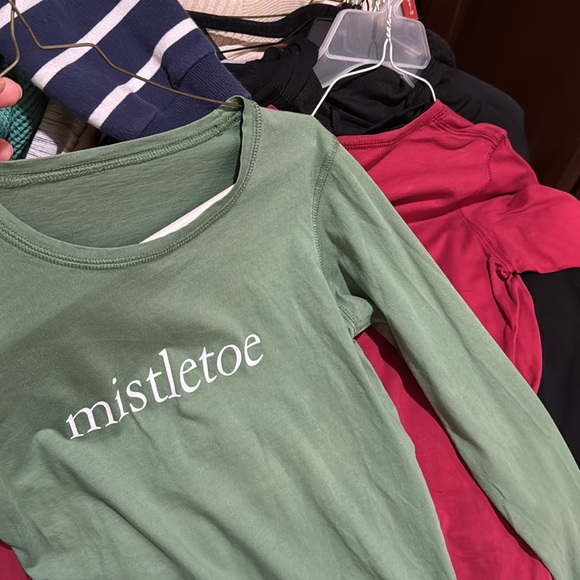 Women’s Mistletoe Sz S - Picture 5 of 5